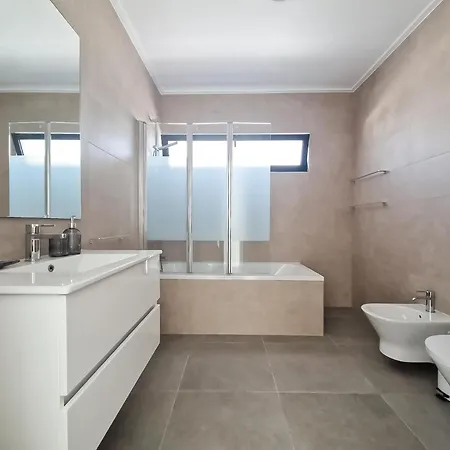 Casa Encanto Da Foz - By Sch *